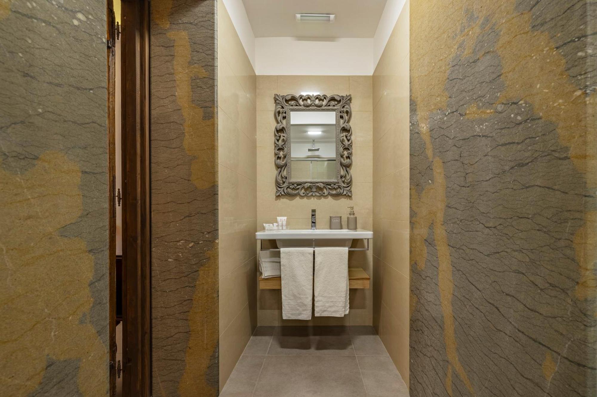 B&B Cantiere Dell'Anima - Rooms Of Art Trapani Zewnętrze zdjęcie